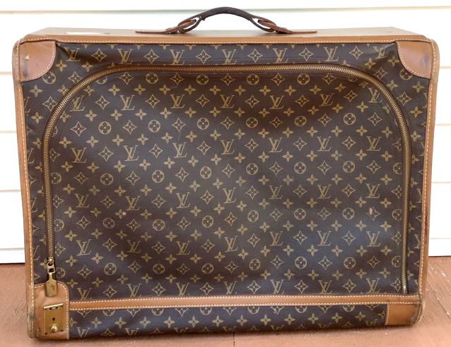 Antique louis vuitton shops suitcase