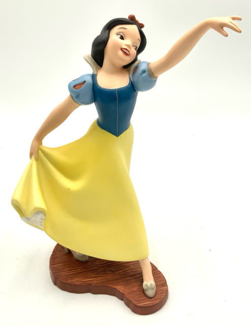 Walt Disney Collection Porcelain Snow White Figure