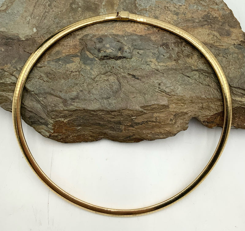 14kt Gold Omega Necklace, 17"l
