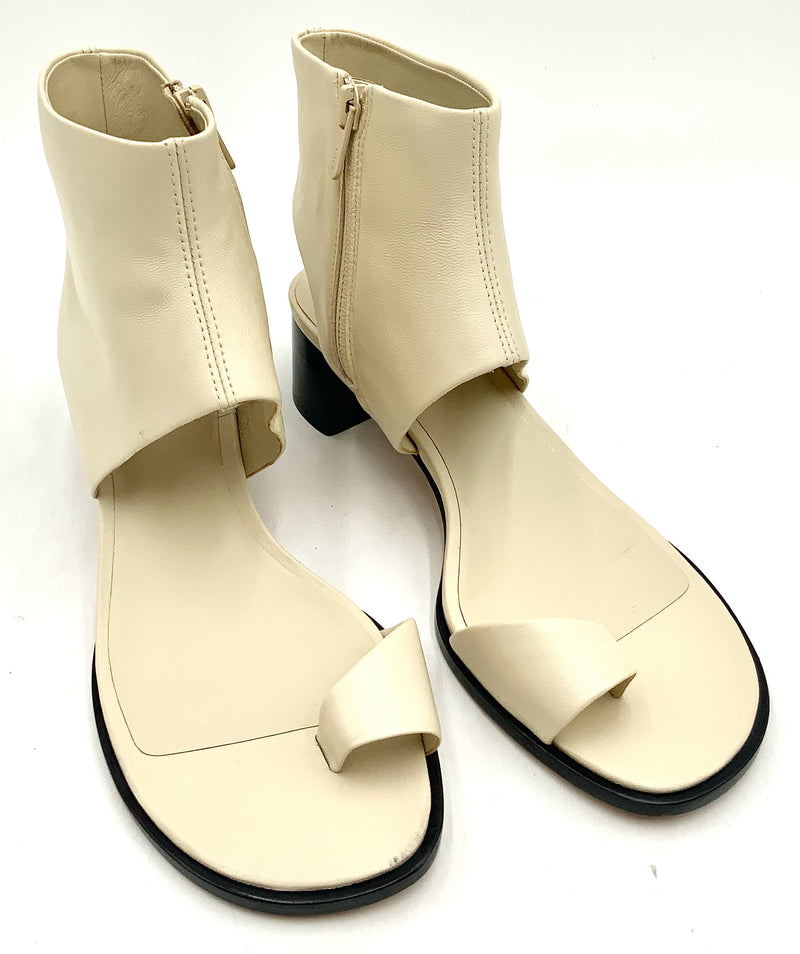 VINCE Moonlight Beige Leather Toe Ring Heels 8