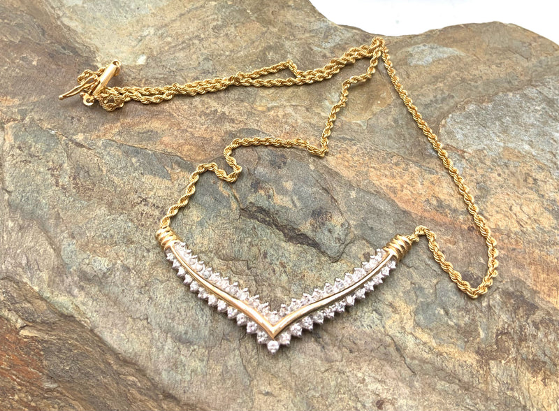 14kt Gold Necklace w/Chevron-Shaped Diamond Pendant