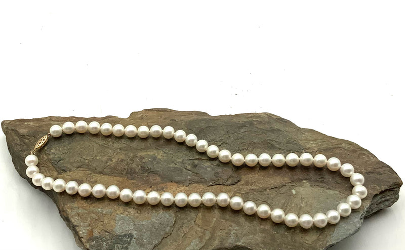 14kt Gold & Cultured Saltwater Akoya Pearl Necklace