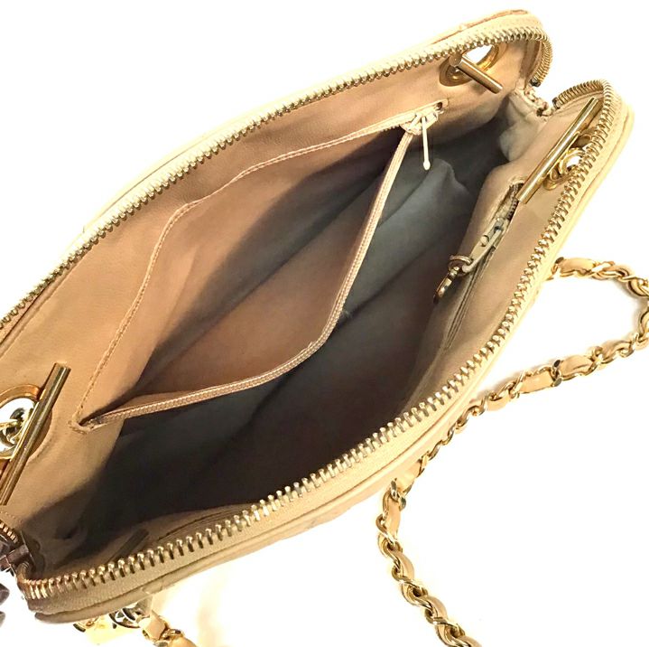 CHANEL Vintage Sand Quilted Leather Chain Strap Bag