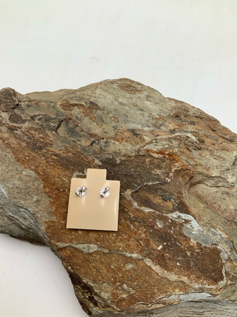 14kt Gold & Zircon Stud Earrings