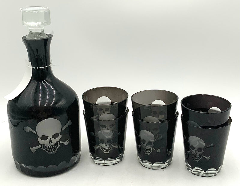 Two's Company Skull Beverage Set