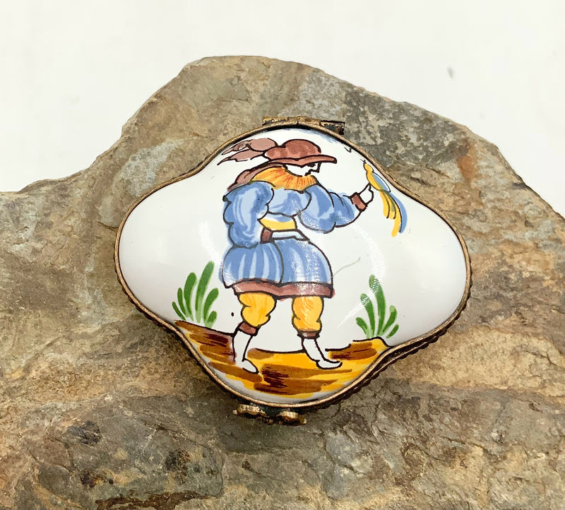Provencial Porcelain Trinket Box