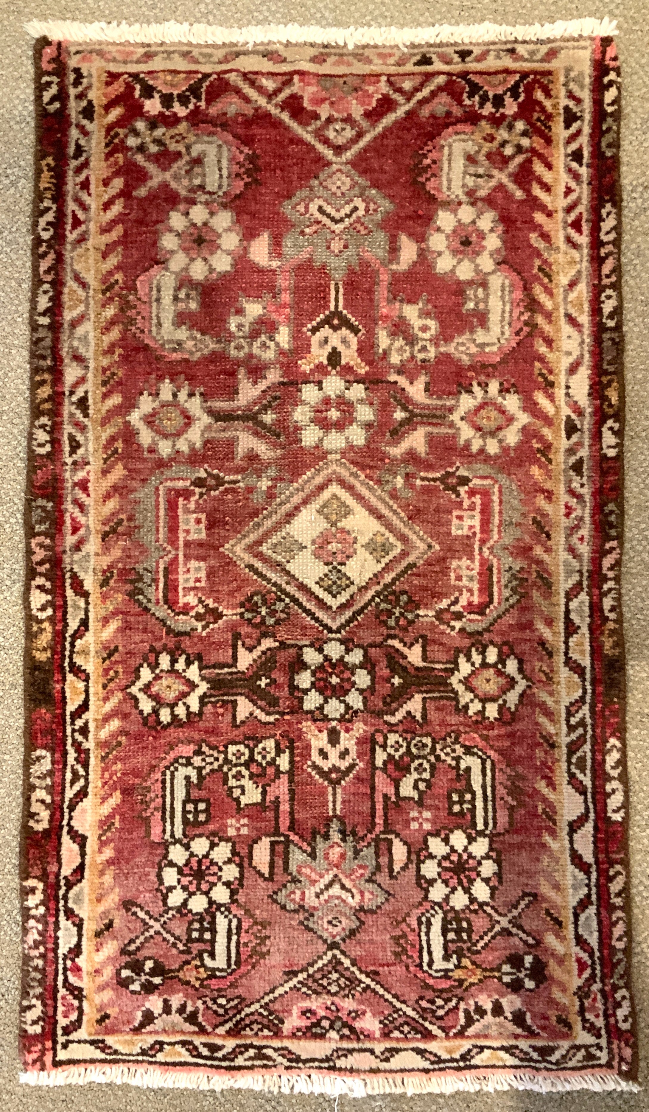 未使用　ACME Furniture TRIGON RUG 140＊200 2'4