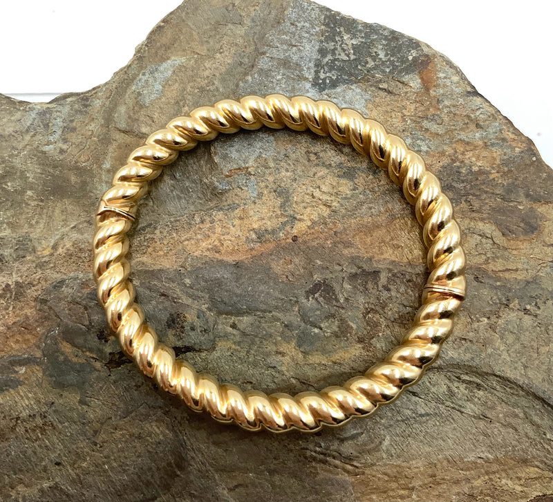 14kt Gold Twisted Pattern Hinged Bracelet