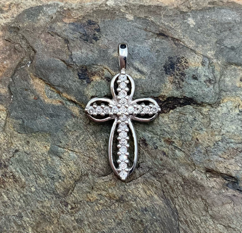 14kt Gold & Diamond Cross Pendant