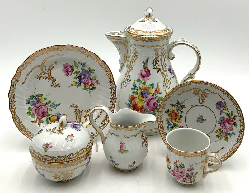 Dresden Carl Thieme Porcelain 15pc Chocolate Set