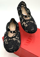VALENTINO GARAVANI Black Lace Rockstud Ballet Flats 38. Visible wear on soles.