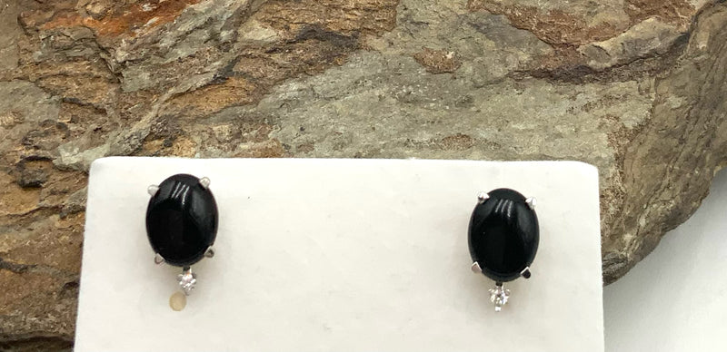 14kt Gold, Onyx & Diamond Earrings