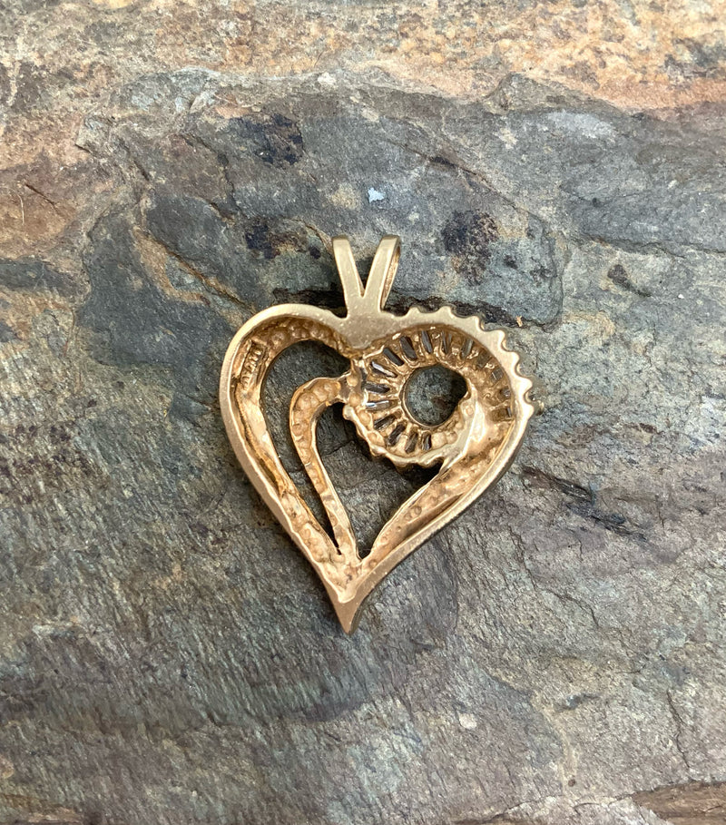 14kt Gold & Diamond Heart Pendant
