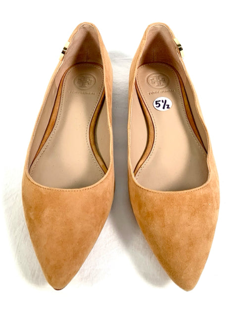 TORY BURCH Camel Suede Pointed Flats 5.5