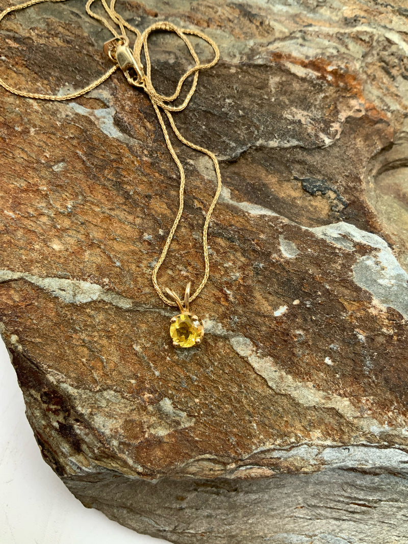 14kt Gold & Zircon Necklace