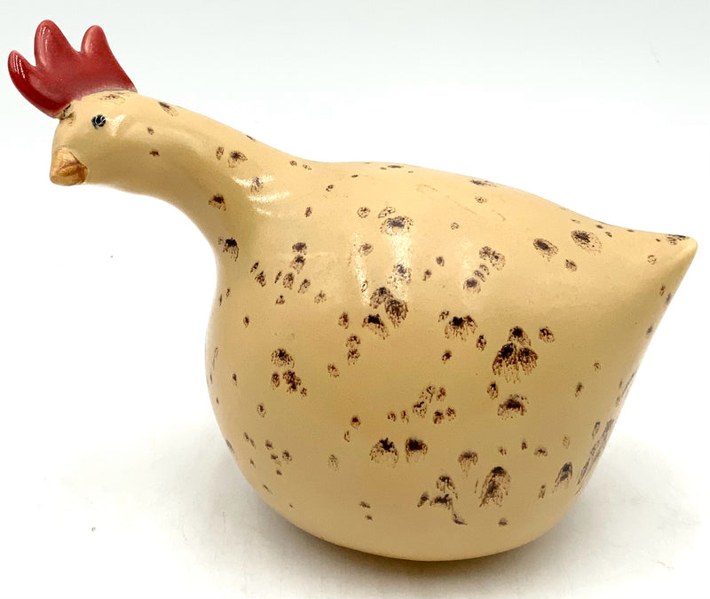 Catherine Hunter Les Poules Small Figure