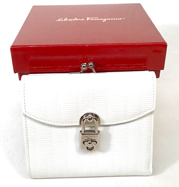 FERRAGAMO White Pebbled Calf Lea Lock Closure French Wallet