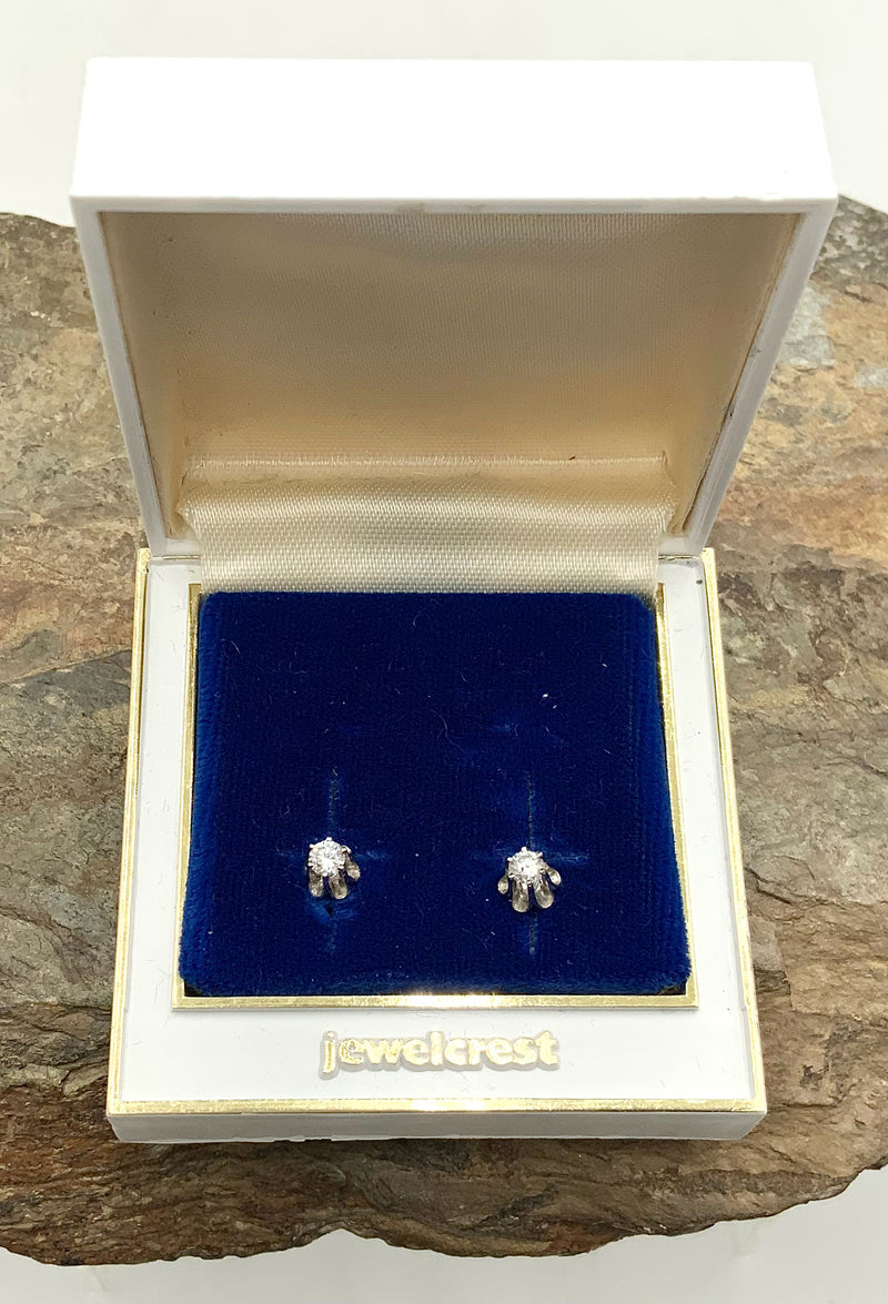 14kt Gold & Diamond Buttercup Stud Earrings