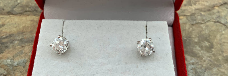 14kt White Gold & Diamond Stud Earrings
