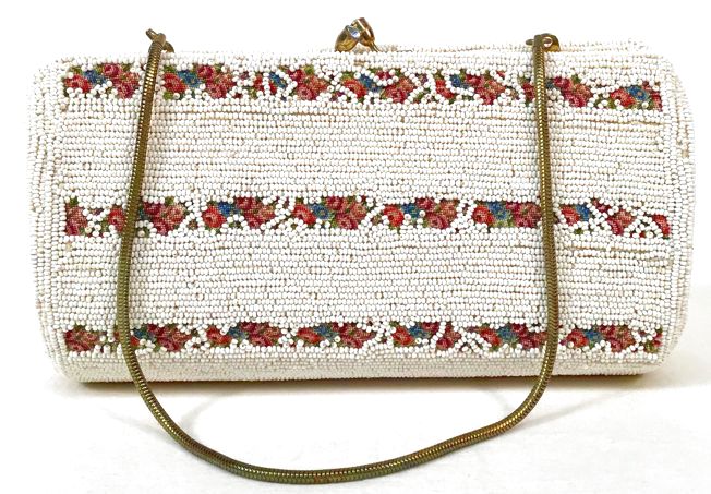 WALBORG Vintage Ivory Beaded Floral Needlepoint Kisslock Chain Bag