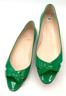 CHRISTIAN LOUBOUTIN Green Patent Leather Croisette Flats 38