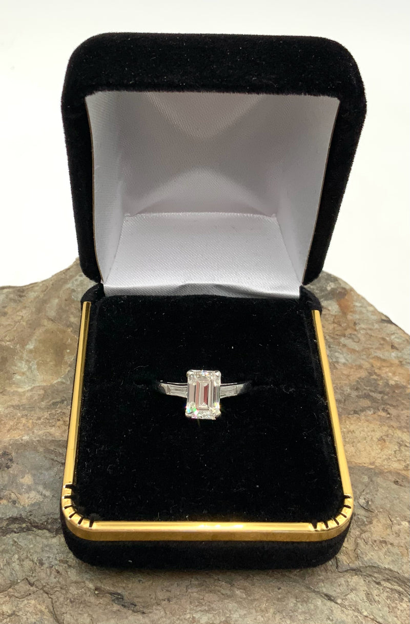 Platinum & Diamond Ring