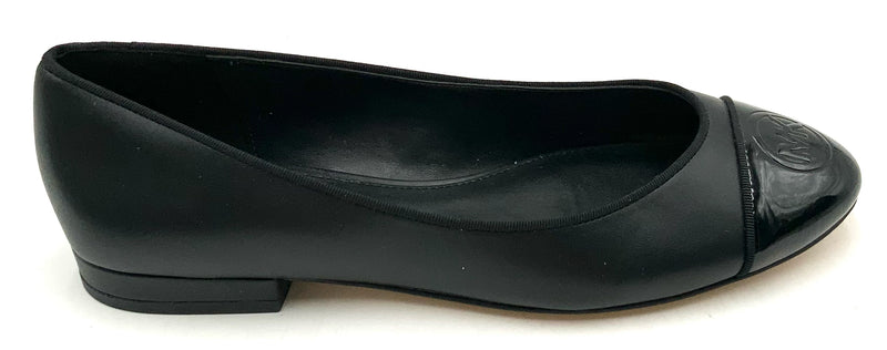 MICHAEL KORS Black Leather Patent Cap Toe Logo Flats 8.5
