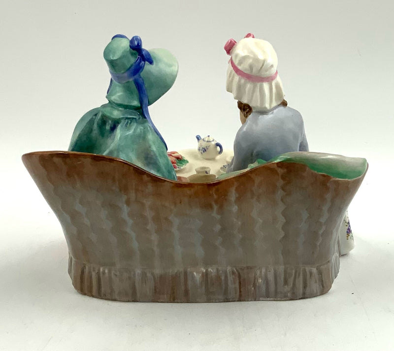 Roya Doulton "Afternoon Tea" Figurine