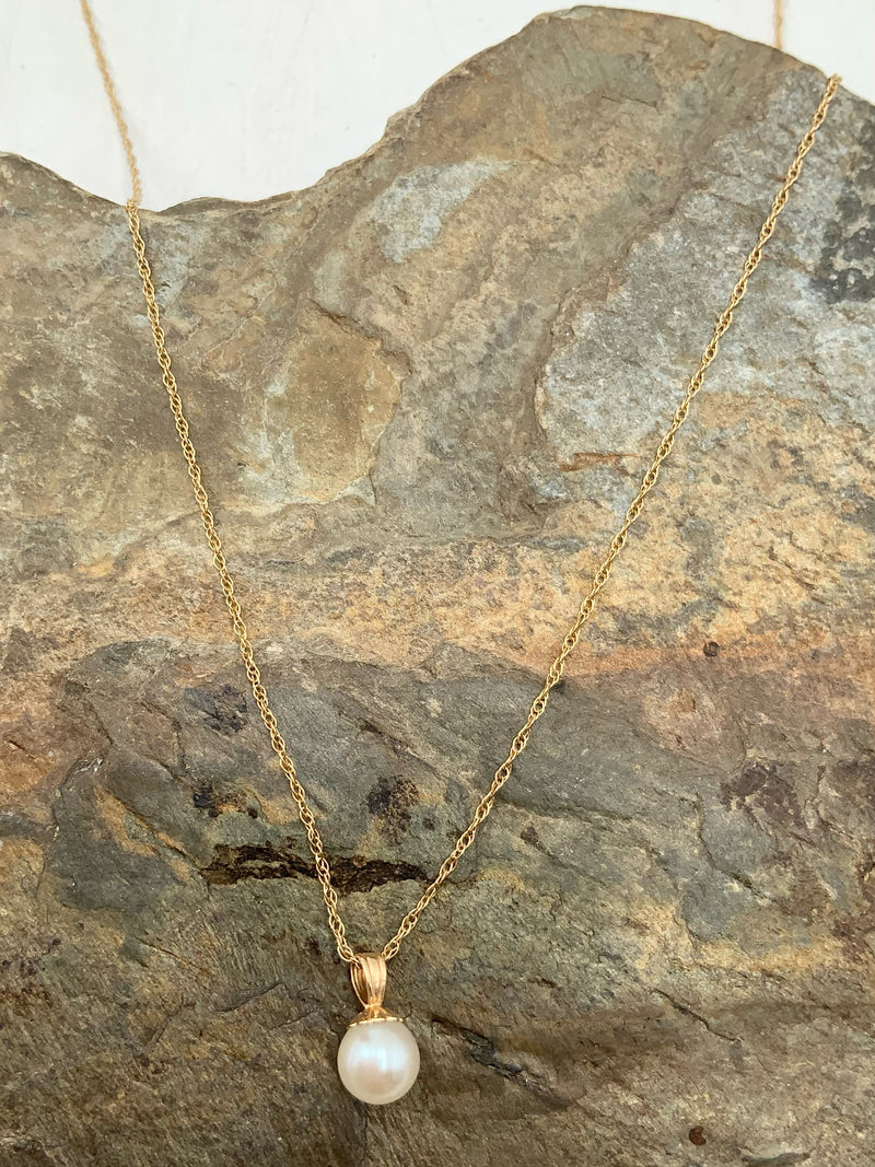 14kt Gold & Pearl Necklace