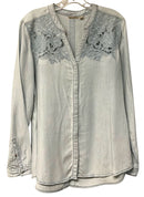 HOLDING HORSES Lt Blue Chambray w/Floral Cut-Out Embroid L/S B/D Top