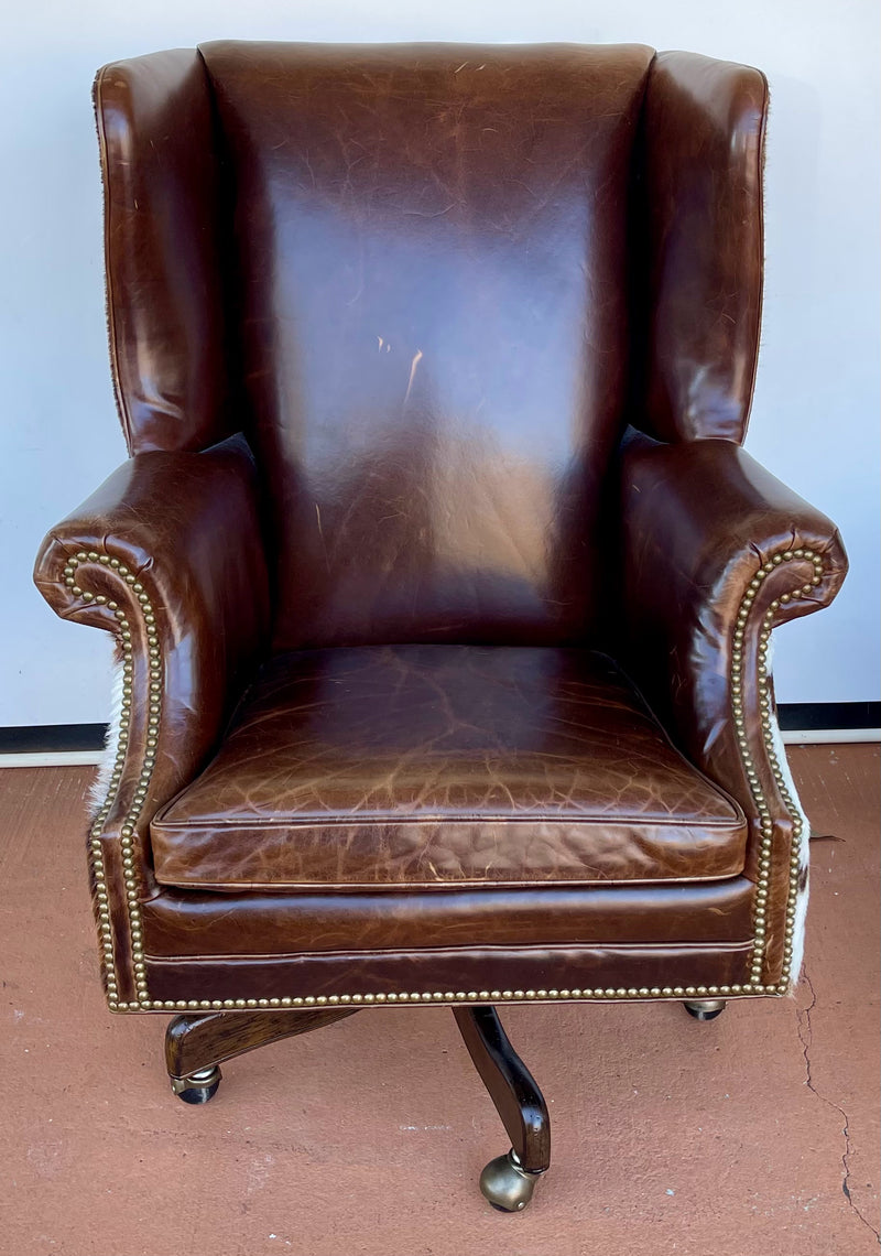 Hancock & Moore Hepworth Swivel Chair