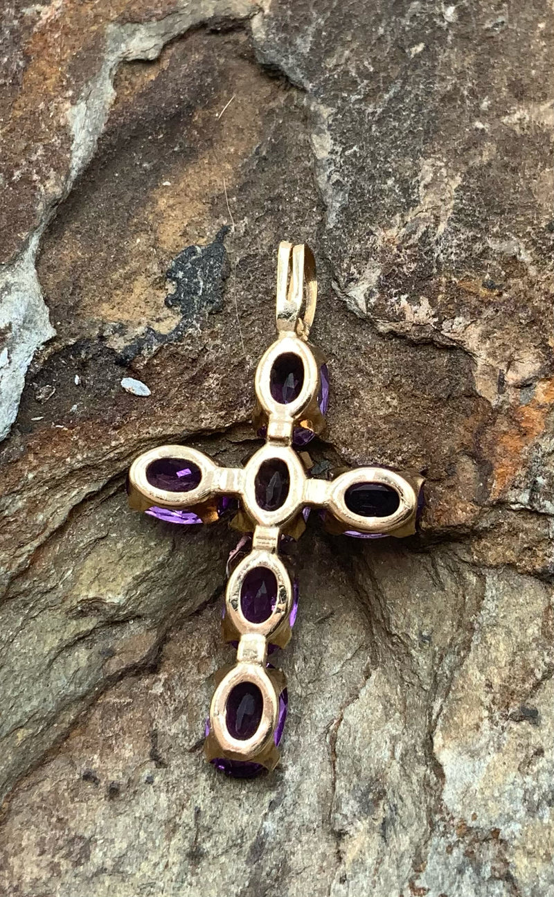 10kt Gold & Amethyst Cross Pendant