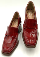 VINCE CAMUTO Red Patent Lea Block Heel Square Toe "Segellis" Loafer 6