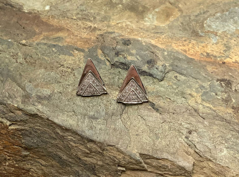 14kt Gold & Diamond Triangular Shaped Earrings