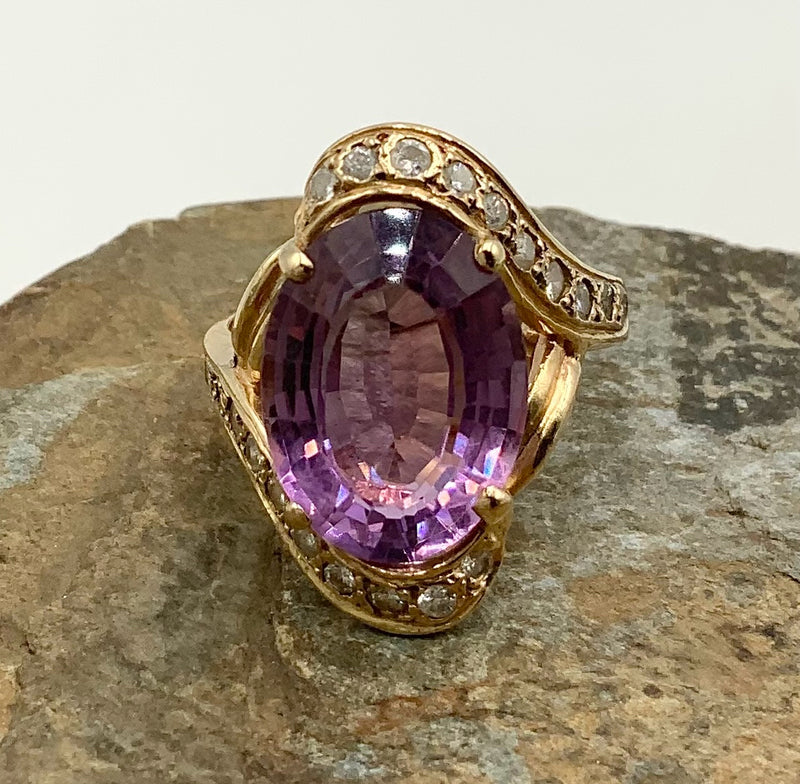 14kt Gold, Diamond & Amethyst Ring