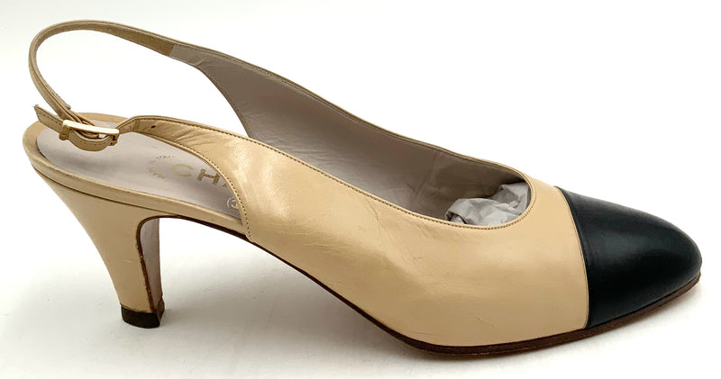 CHANEL Vintage Tan Black Leather Cap Toe Slingback Pumps 40