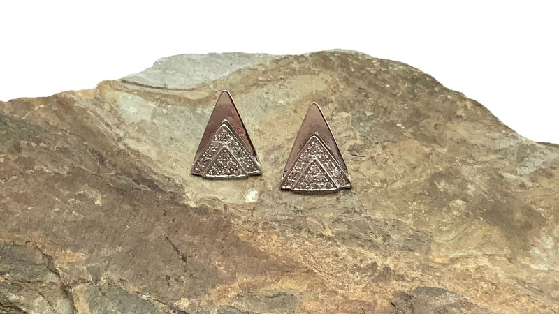14kt Gold & Diamond Triangular Shaped Earrings