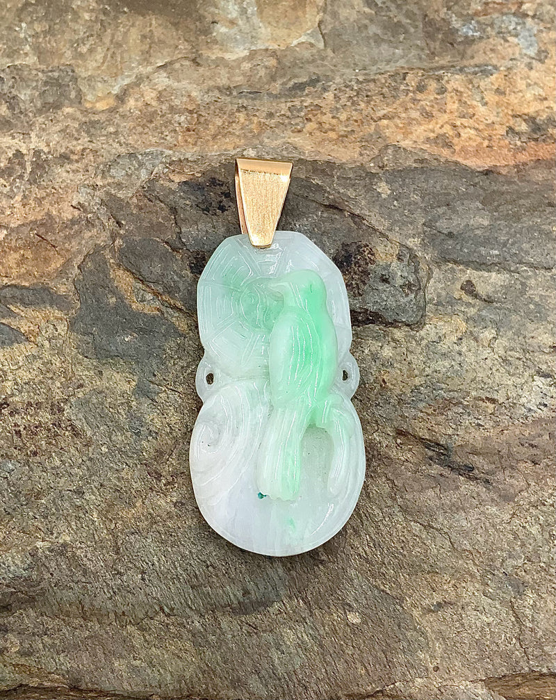 14kt Gold & Carved Jade Bird Motif Pendant