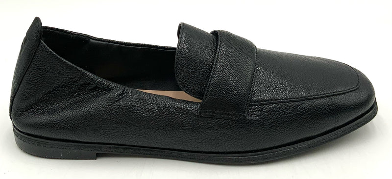 COLE HAAN Black Leather Trinnie Loafers 7