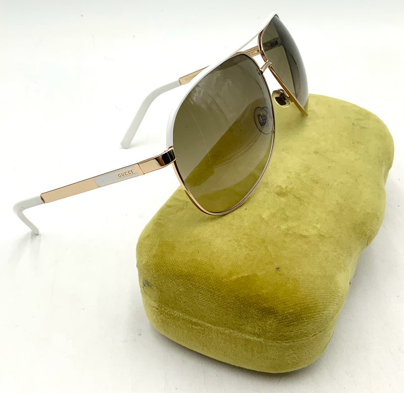 GUCCI White Enamel Goldtone Frame Brown Gradient Lens Aviator Sunglasses