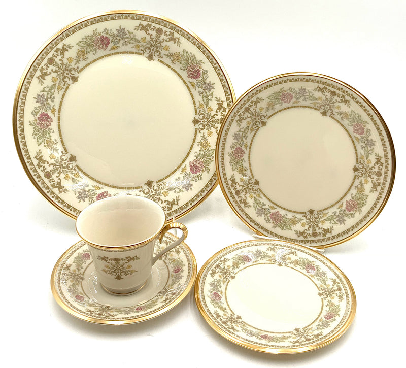 Lenox Castle Garden Dinnerware Service for16 Plus Extras