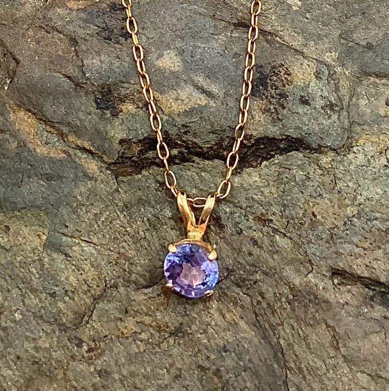 14kt/10kt Gold & Tanzanite Solitaire Necklace