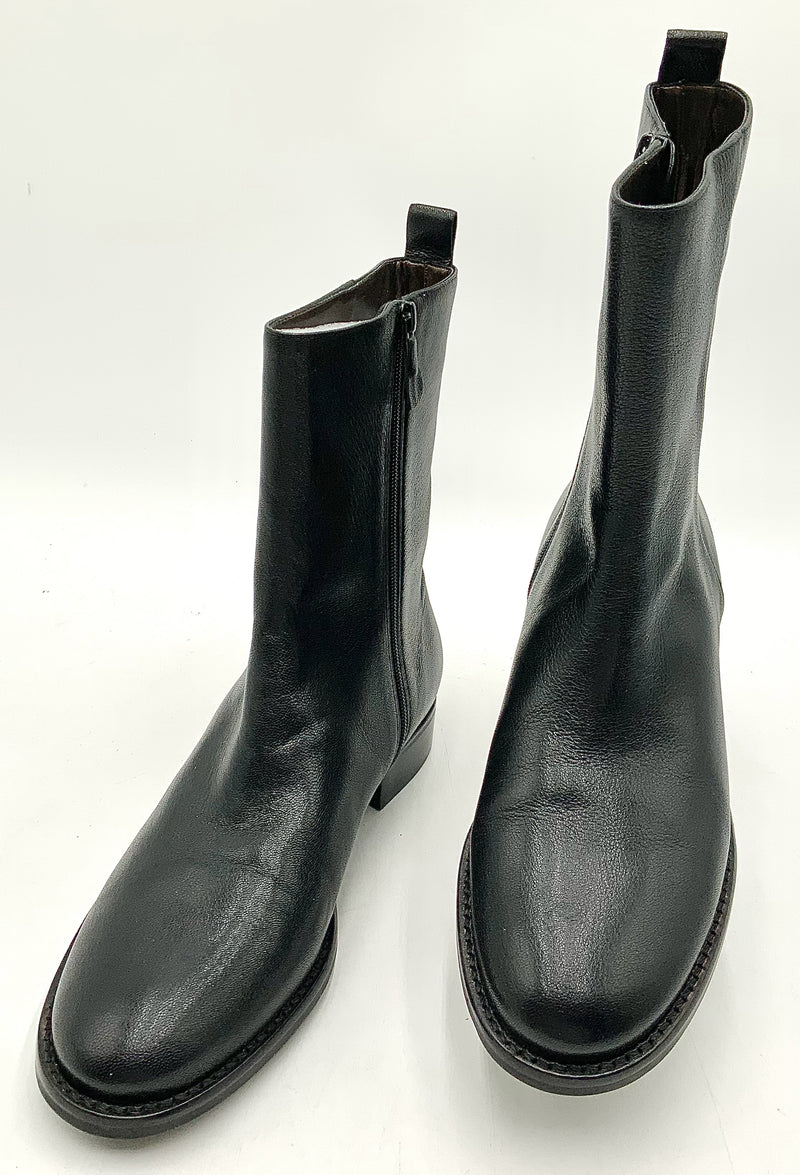 ANN TAYLOR Black Leather Durham Ankle Boots 7.5