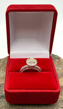 18kt Gold & Diamond Ring