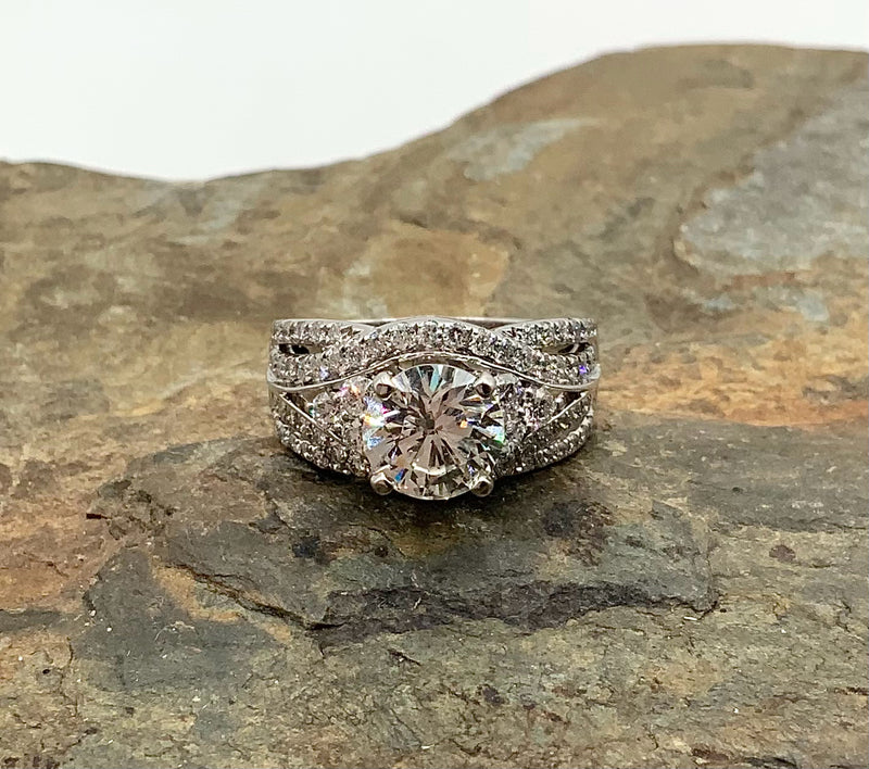 14kt Gold & Diamond Ring