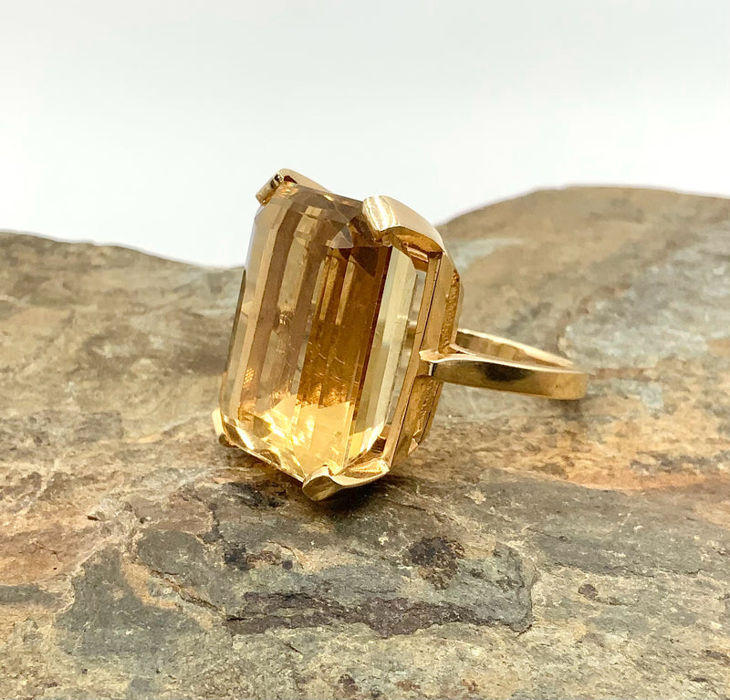 14kt Gold & Citrine Ring