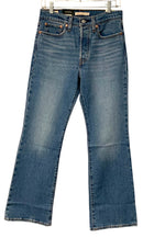 LEVIS Med Wash Wedgie Bootcut Jeans sz 27