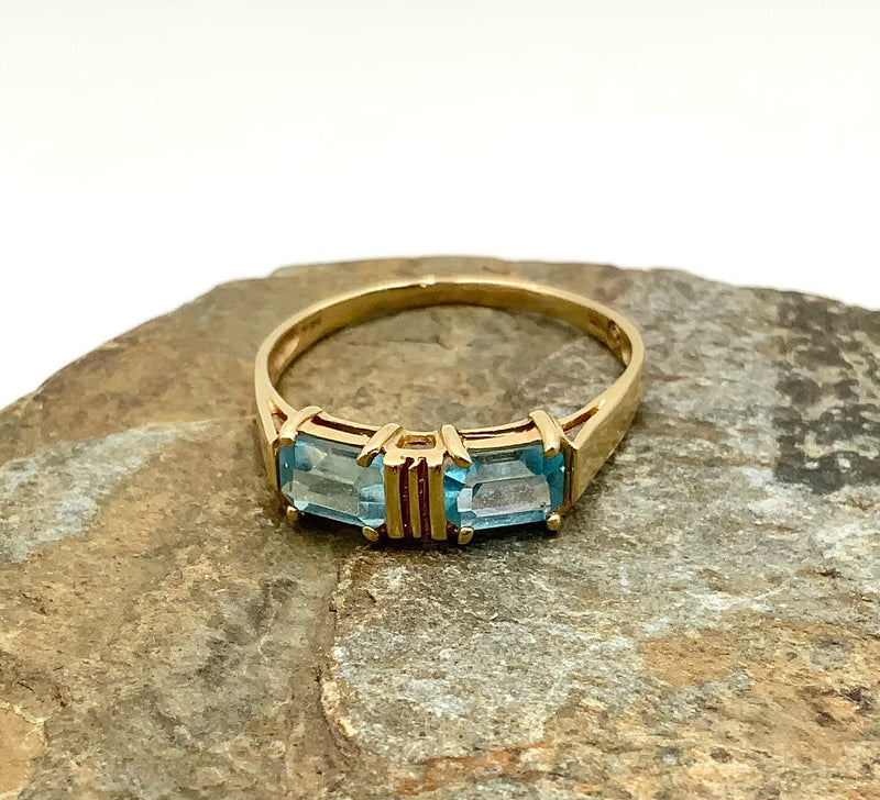 14kt Gold & Aquamarine Ring