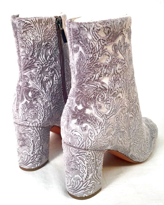 MARC FISHER Silver Flocked Velvet Grazi 2 Ankle Boots 5.5