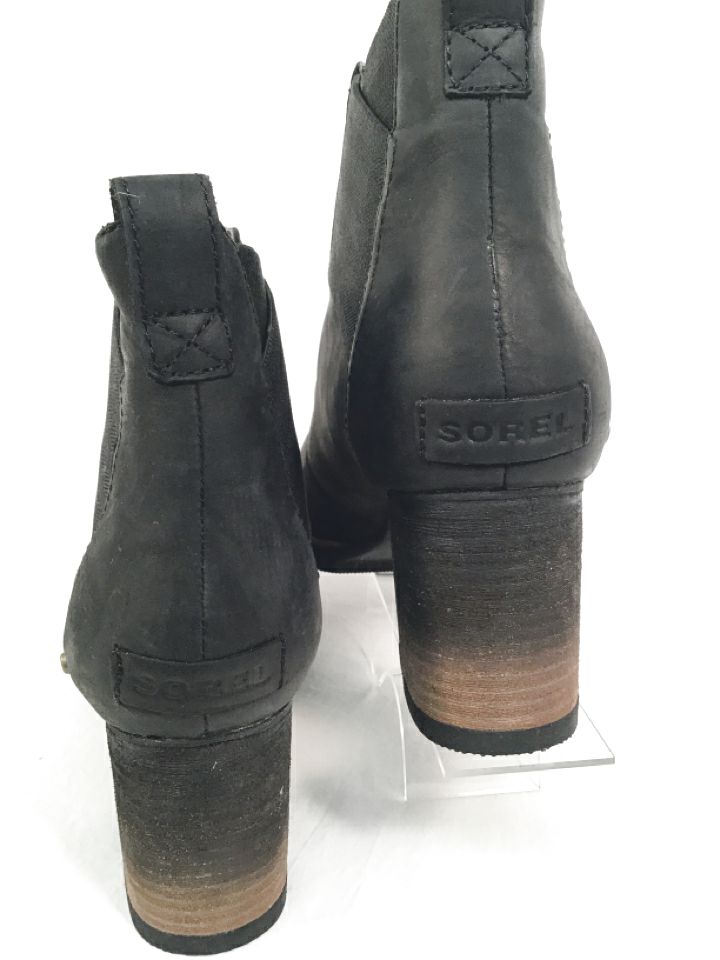 SOREL Black Oiled Leather Addington Chelsea Block Heel Boots 9
